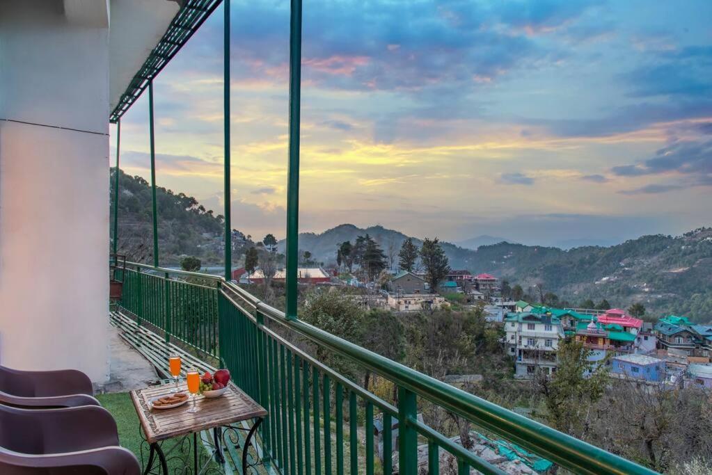 Fairview Wayside Villa Kasauli Zewnętrze zdjęcie